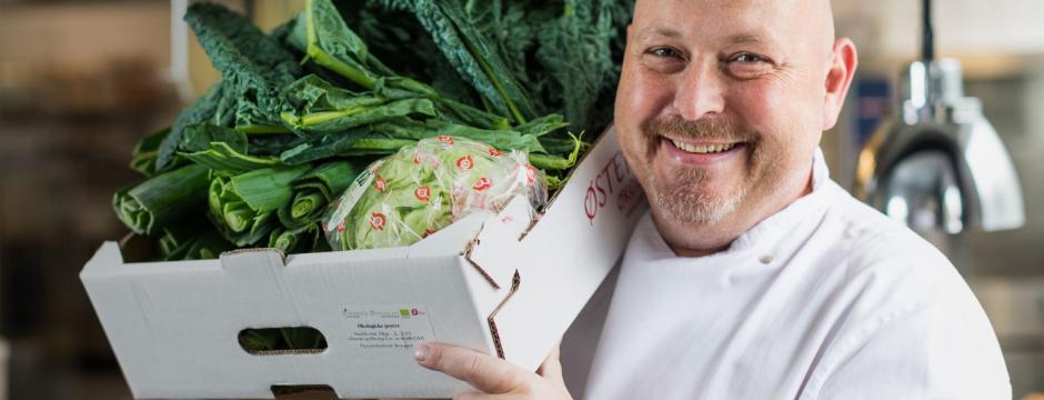 Comwell case mand holder grøntsager